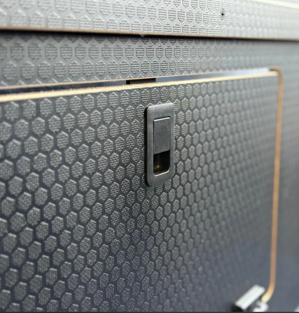 VW Transporter T5/6 LWB U-shaped furniture