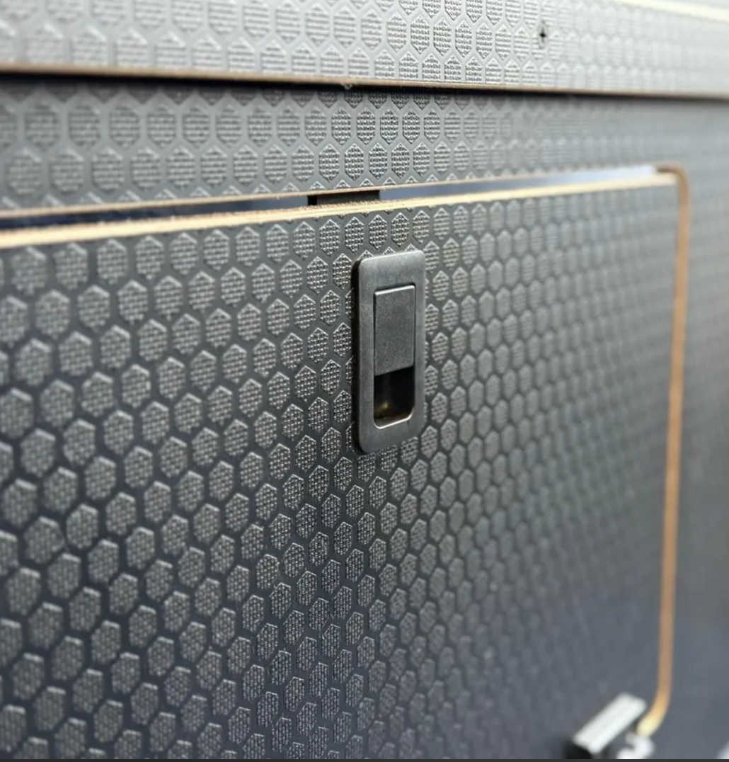 VW Transporter T5/6 LWB U-shaped furniture